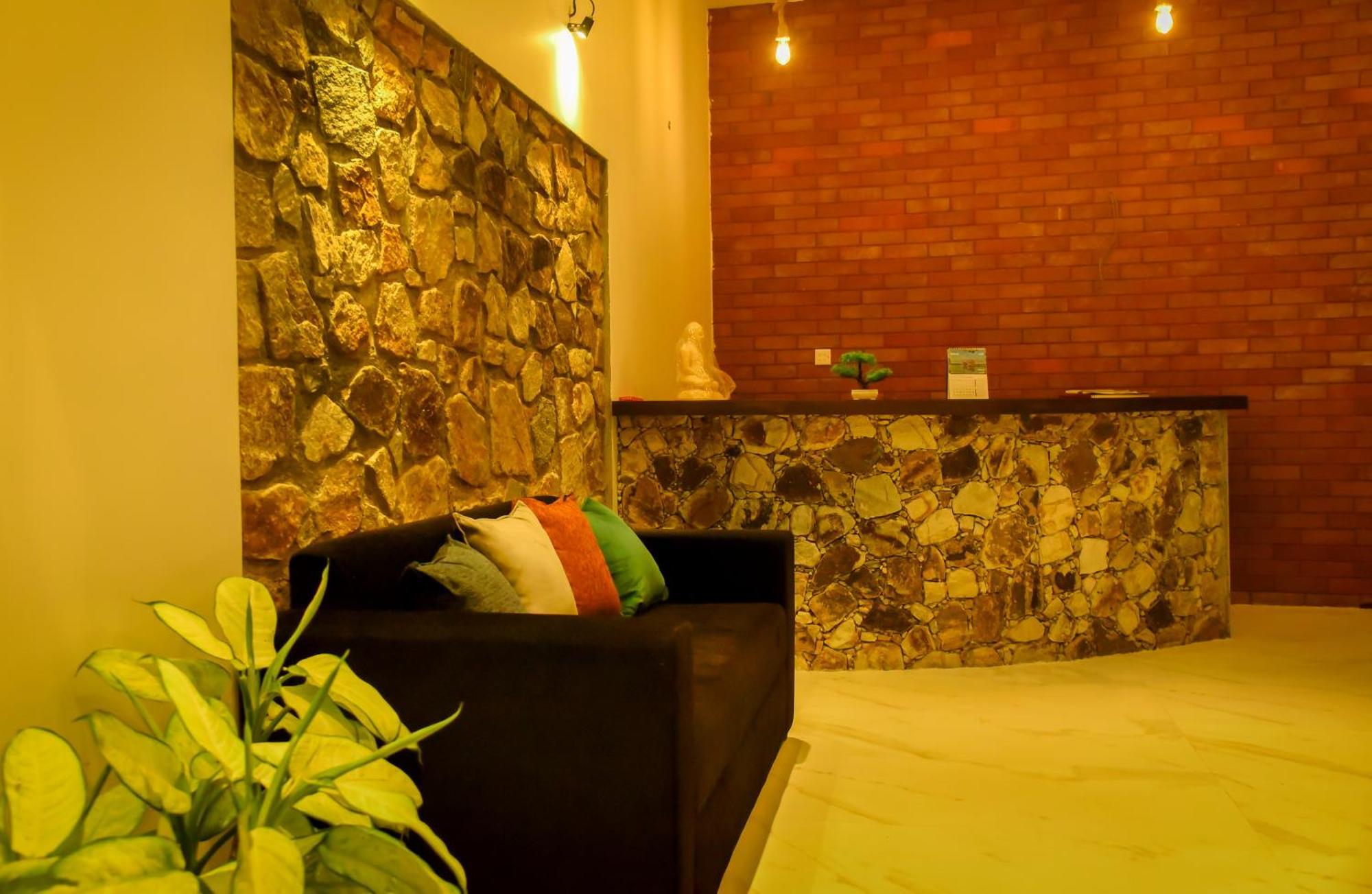 Ever Breeze Ella Hotel Exterior photo